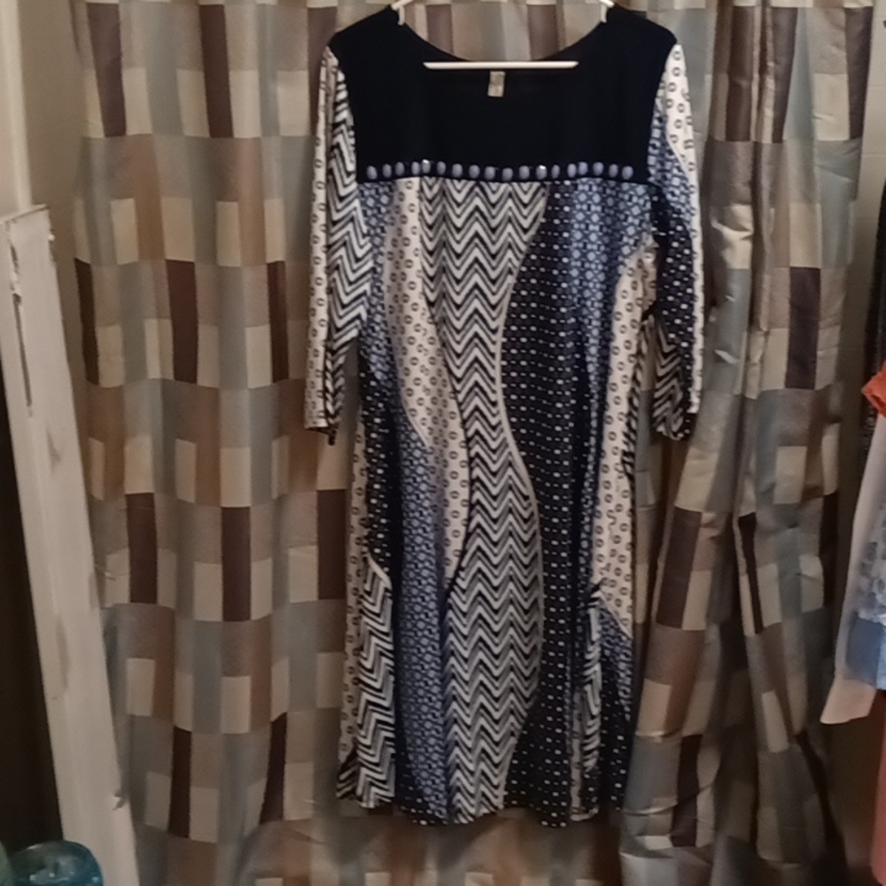 FINAL PRICE PerSeption Woman navy multi-colored geometrically designed dress 1X